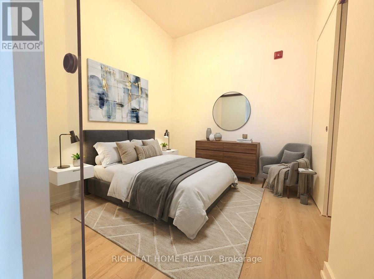 201 - 722 Marlee Avenue, Toronto, Ontario  M6B 3J7 - Photo 5 - W12673000