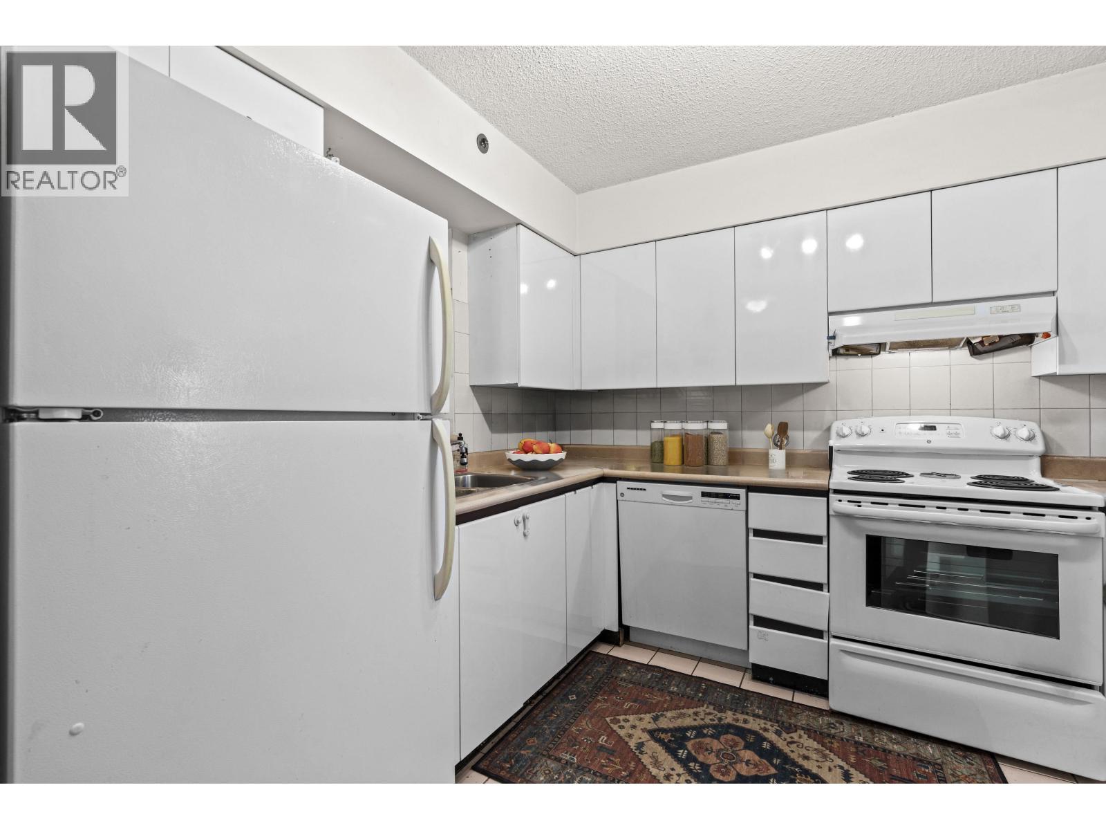 503 1771 Nelson Street, Vancouver, British Columbia  V6G 1M6 - Photo 4 - R3076656
