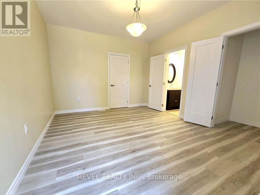 A - 289 Chatham Street, Brantford, Ontario  N3S 6G3 - Photo 7 - X12672936