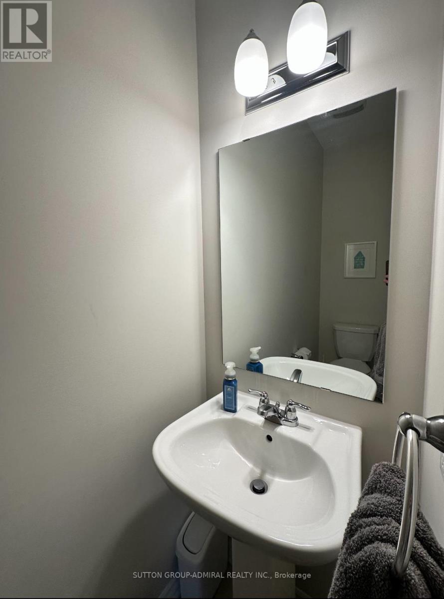 743 Brittanic Road, Ottawa, Ontario  K2V 0N7 - Photo 12 - X12672958