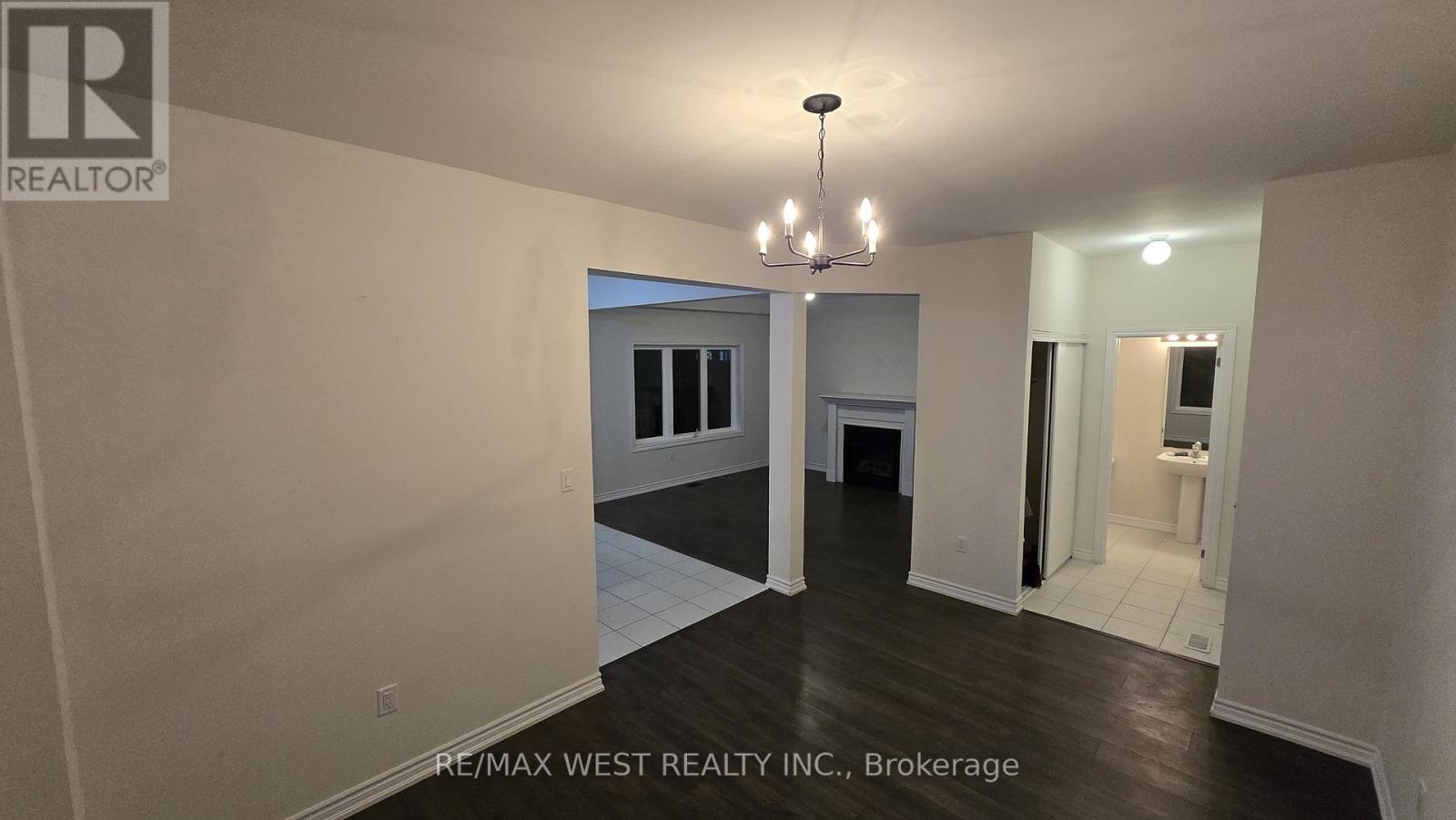 52 Cottonwood Crescent, Welland, Ontario  L3B 0J4 - Photo 6 - X12672972