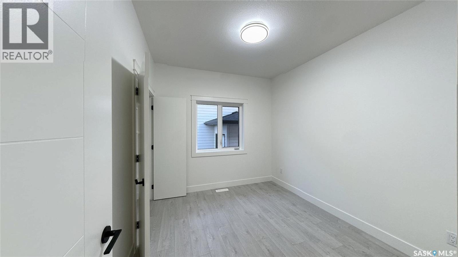 147 Woolf Bend, Saskatoon, Saskatchewan  S7W 0L6 - Photo 6 - SK026370