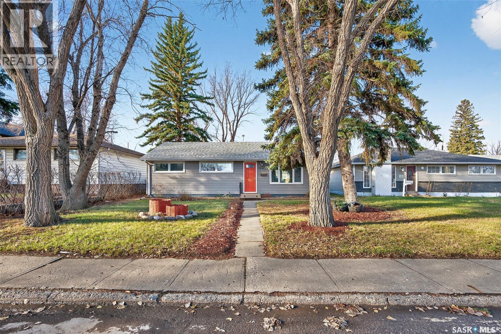 1314 7th Avenue Nw, Moose Jaw, Saskatchewan  S6H 4C9 - Photo 6 - SK026216