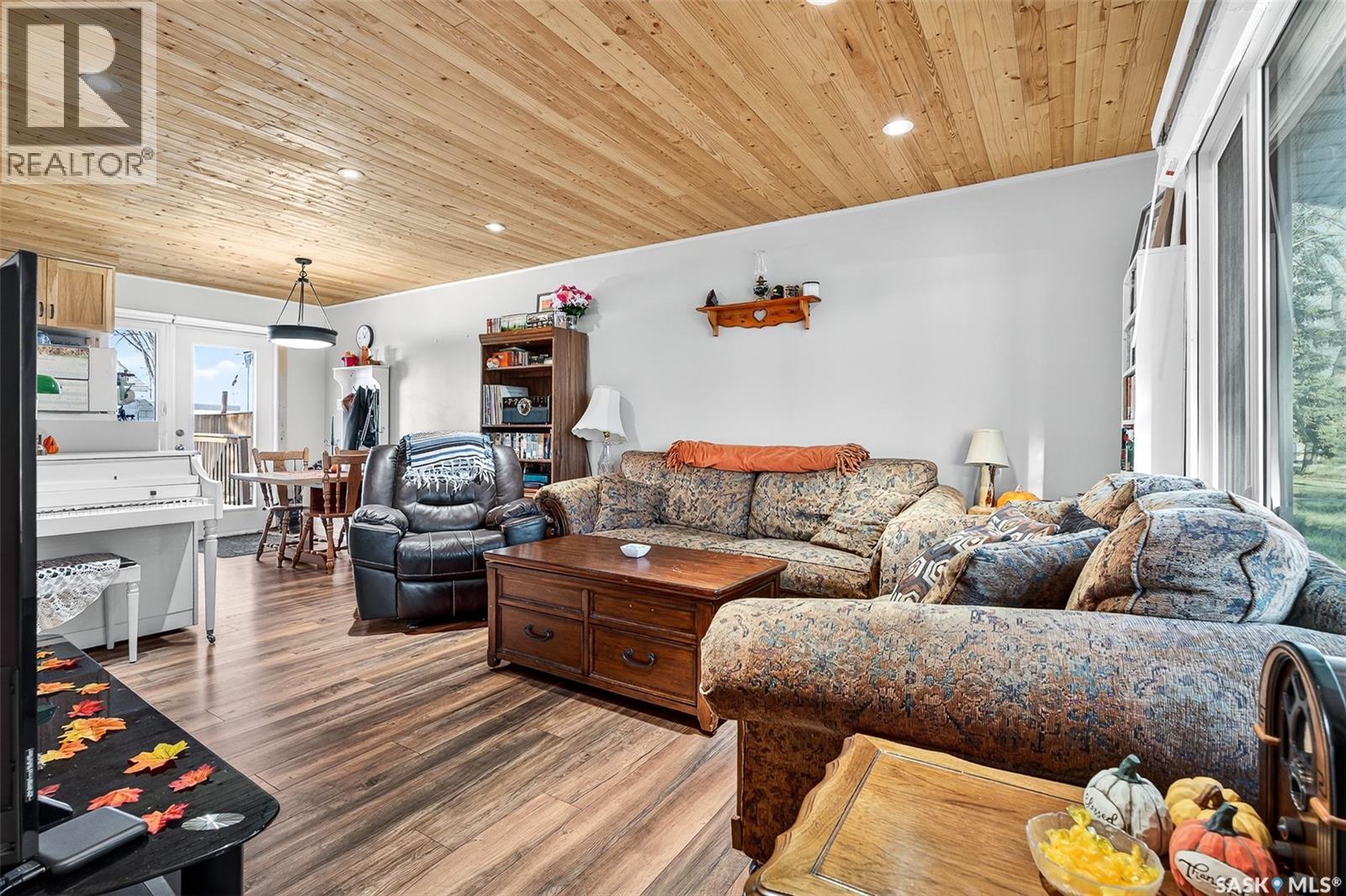 1314 7th Avenue Nw, Moose Jaw, Saskatchewan  S6H 4C9 - Photo 8 - SK026216