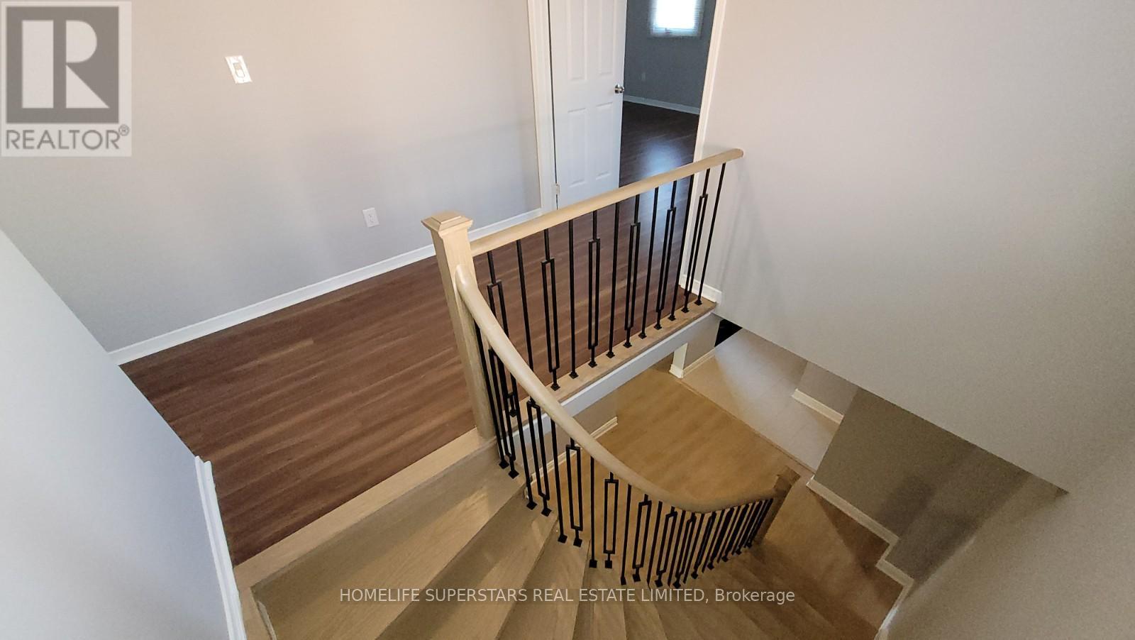 3436 Dovetail Mews, Mississauga, Ontario  L5L 5E4 - Photo 17 - W12659288