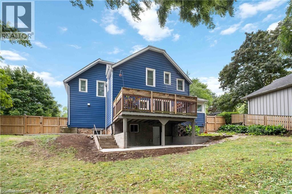 18 Mountain Street Unit 2, Grimsby, Ontario  L2M 3J8 - Photo 2 - 40796759