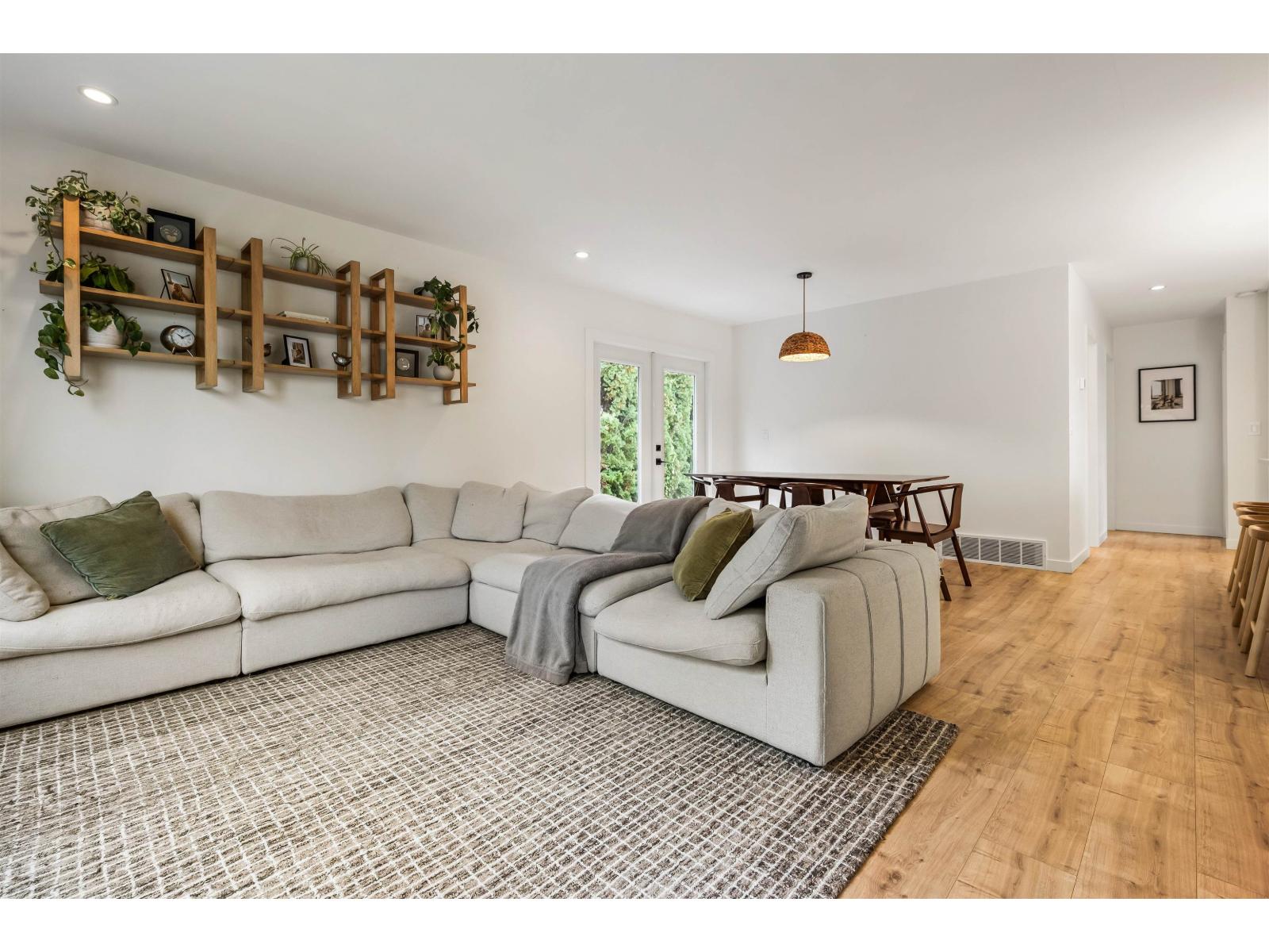 9046 BROADWAY STREET|Chilliwack Proper South, Chilliwack, British Columbia