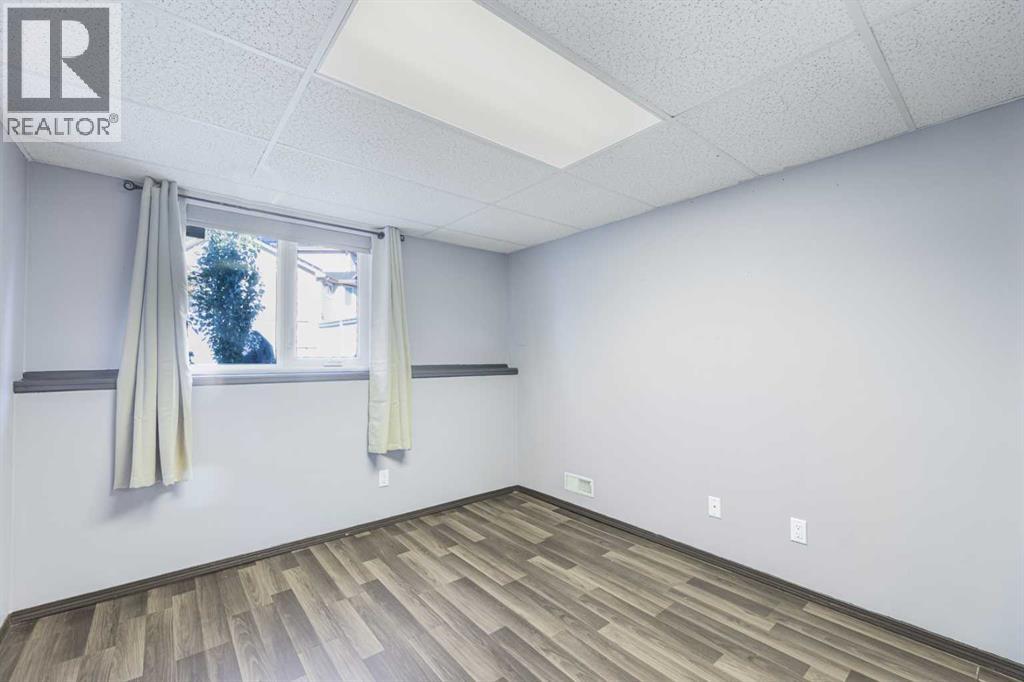 215 Hidden Vale Place Nw, Calgary, Alberta  T3A 5C5 - Photo 19 - A2276795