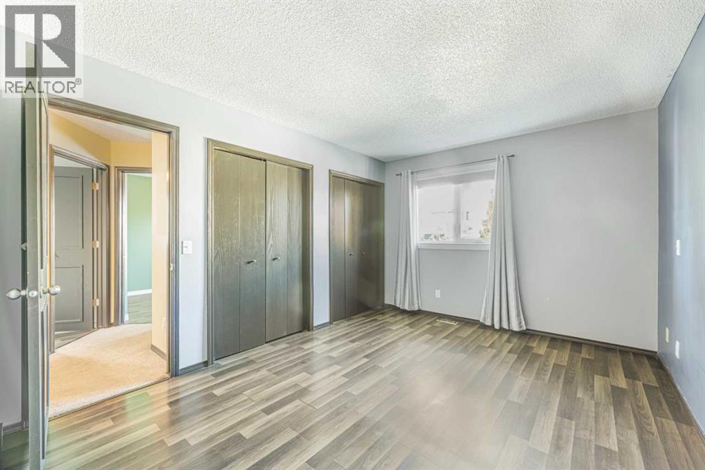 215 Hidden Vale Place Nw, Calgary, Alberta  T3A 5C5 - Photo 13 - A2276795