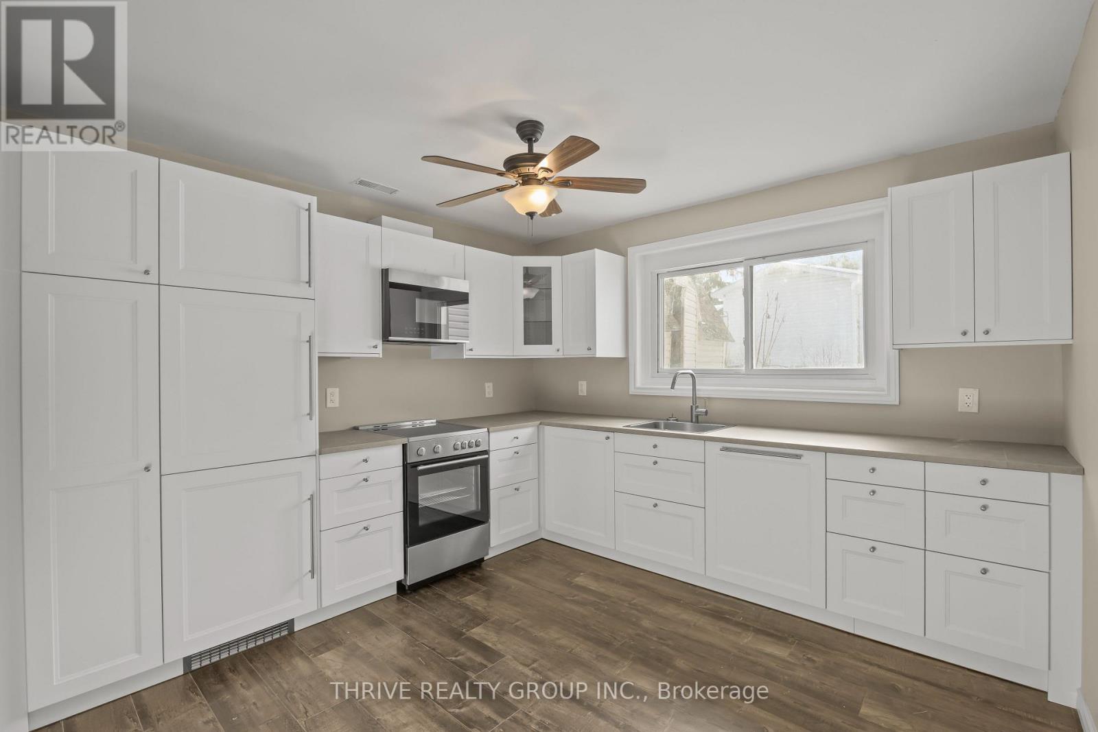 329 Thompson Road, London South, Ontario  N5Z 2Z4 - Photo 8 - X12673072