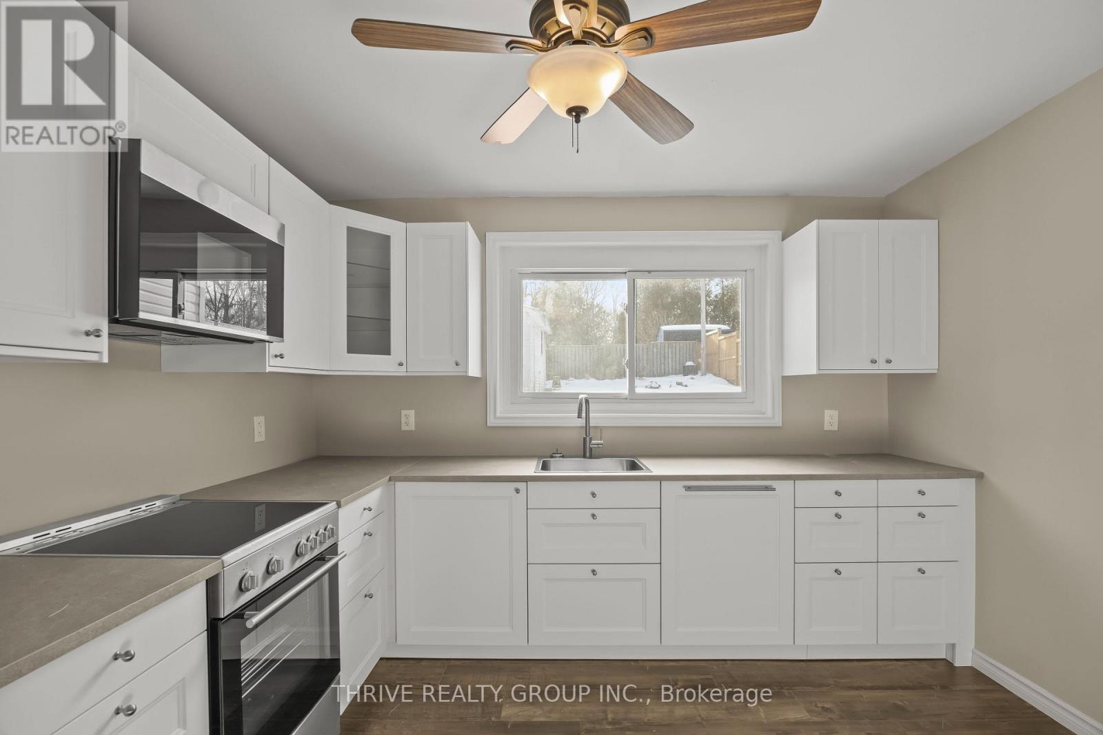 329 Thompson Road, London South, Ontario  N5Z 2Z4 - Photo 9 - X12673072