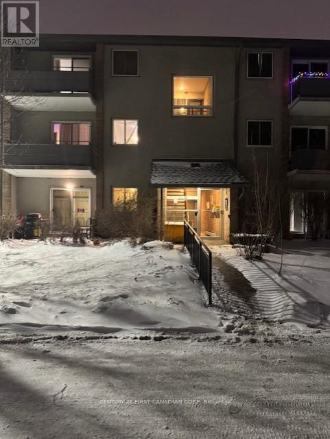 8 - 675 Wonderland Road S, London South, Ontario  N6K 1M1 - Photo 2 - X12673202