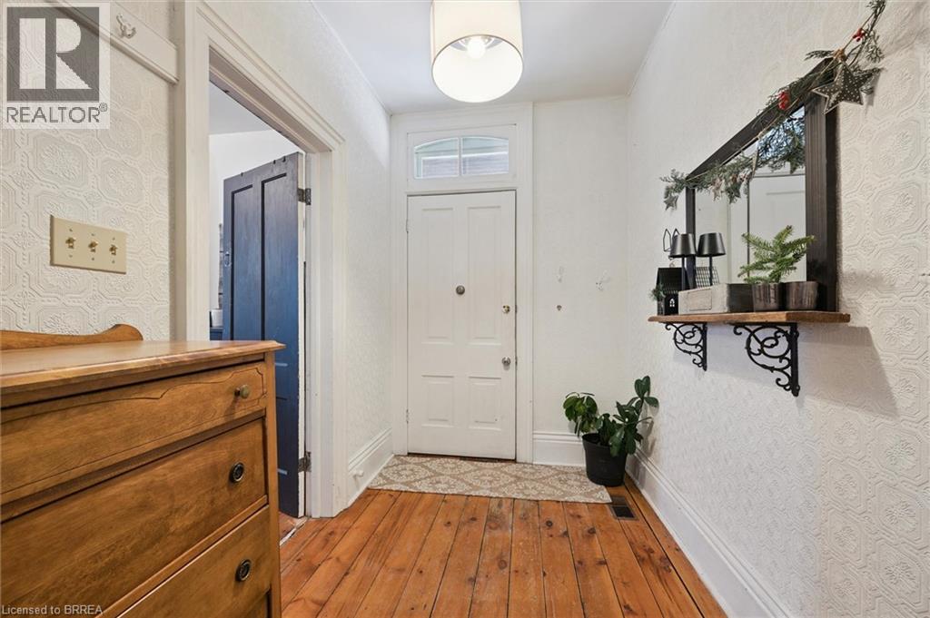 17 Ball Street, Paris, Ontario  N3L 1W8 - Photo 3 - 40796773