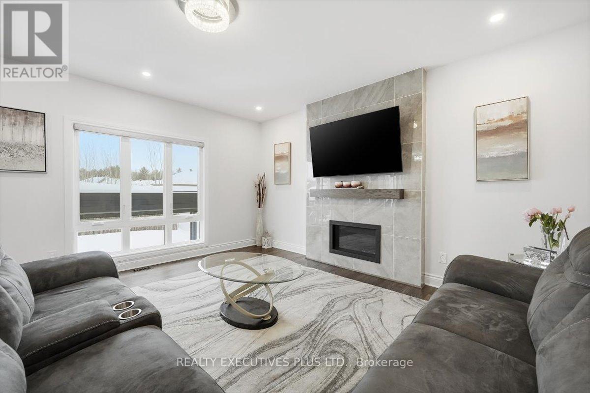 1082 Docteur Corbeil Boulevard, Clarence-Rockland, Ontario  K4K 0E9 - Photo 15 - X12673010