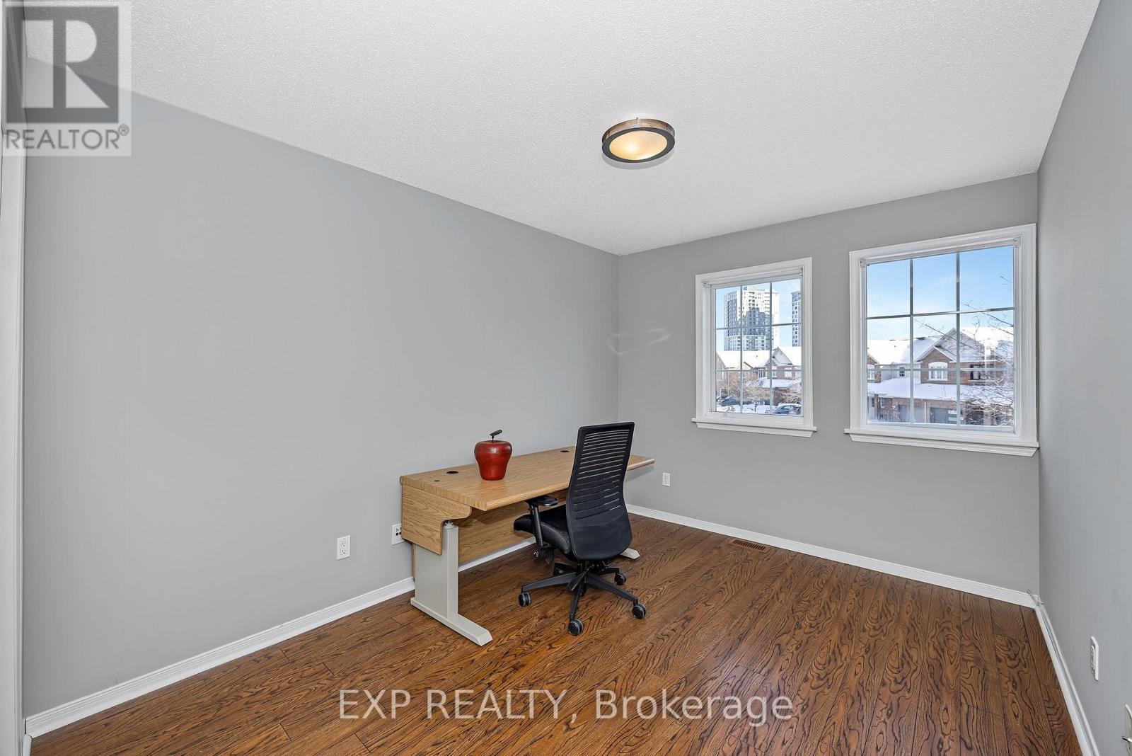 4596 Ogilvie Walk Crescent, Ottawa, Ontario  K1J 1G6 - Photo 23 - X12673028