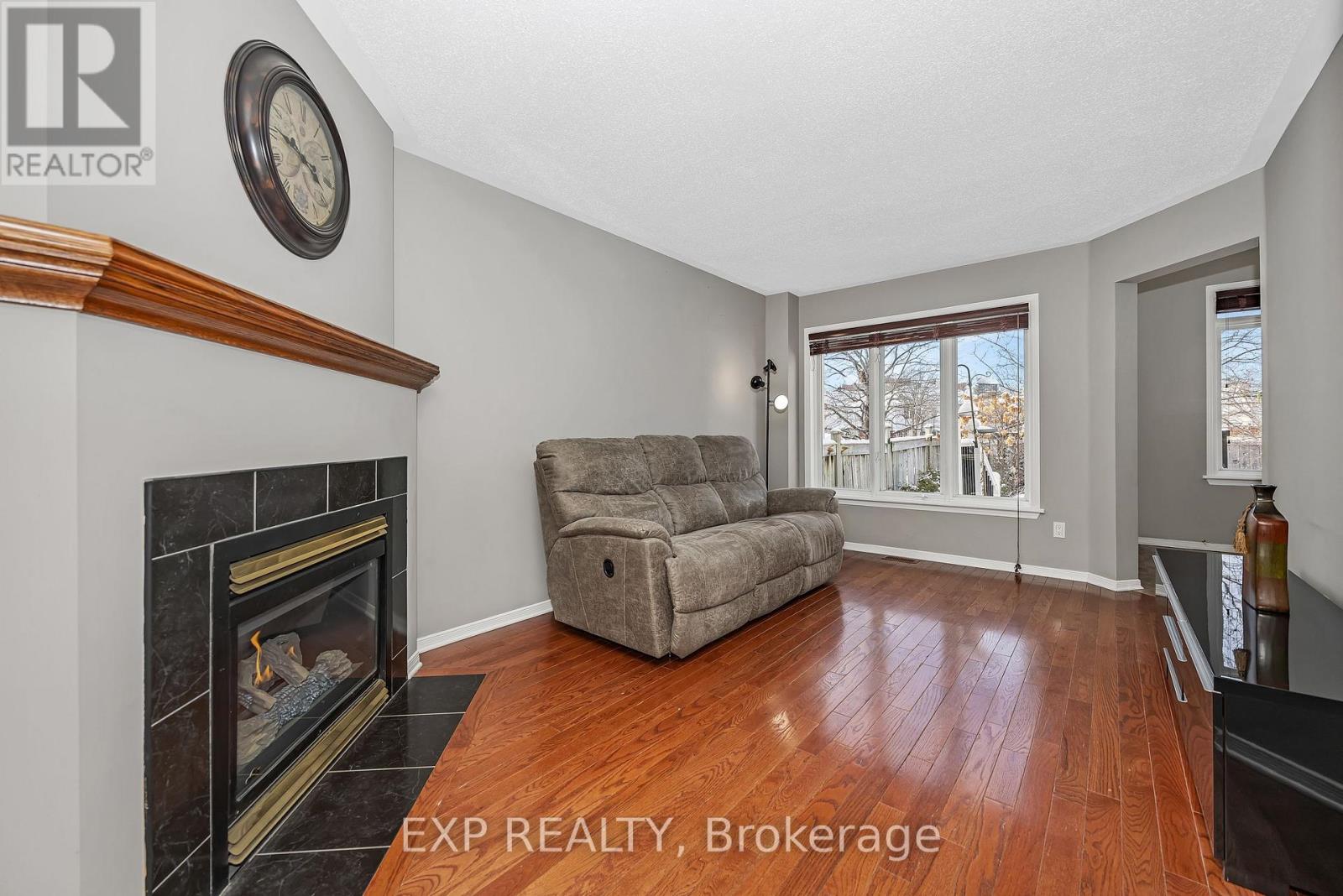 4596 Ogilvie Walk Crescent, Ottawa, Ontario  K1J 1G6 - Photo 3 - X12673028