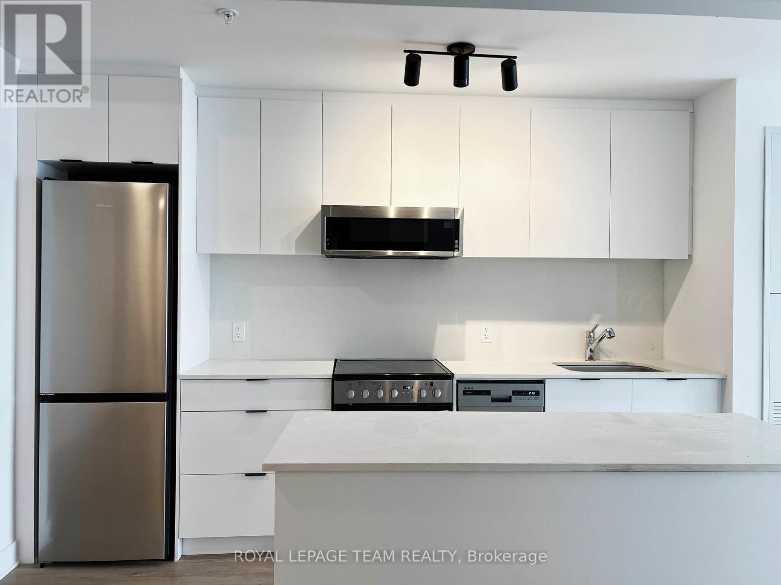 B911 - 1655 Carling Avenue, Ottawa, Ontario  K2A 4H9 - Photo 4 - X12673050