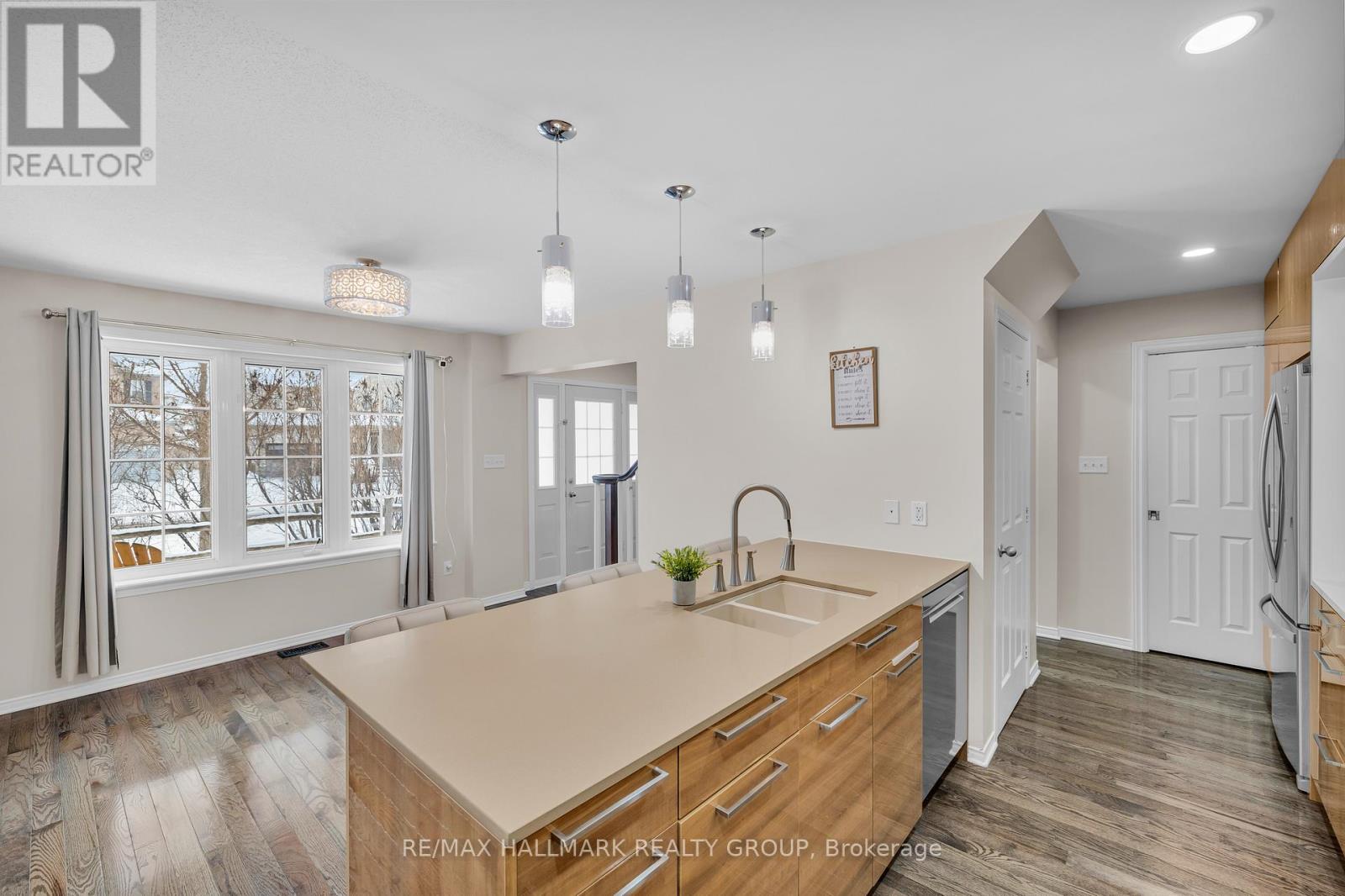 320 Silbrass Private, Ottawa, Ontario K2J 5M5 - Photo 25 - X12673096