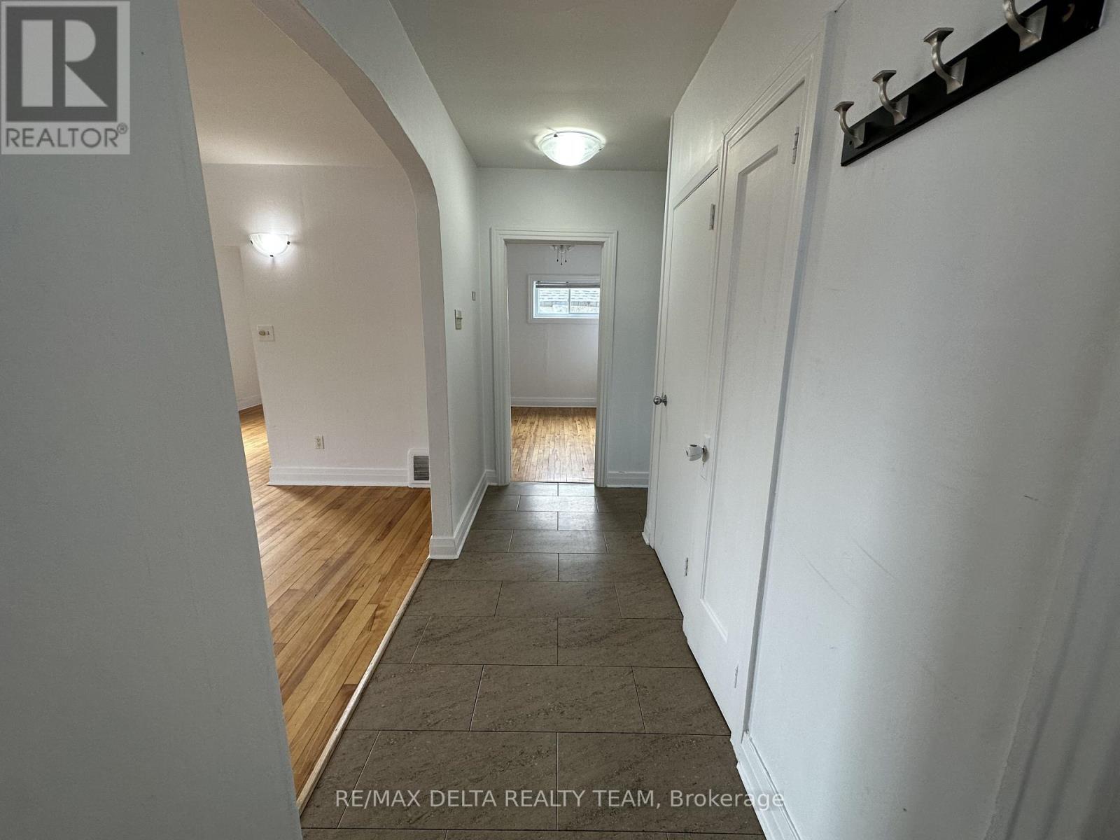 2 - 273 Shakespeare Street, Ottawa, Ontario  K1L 5M7 - Photo 5 - X12673120