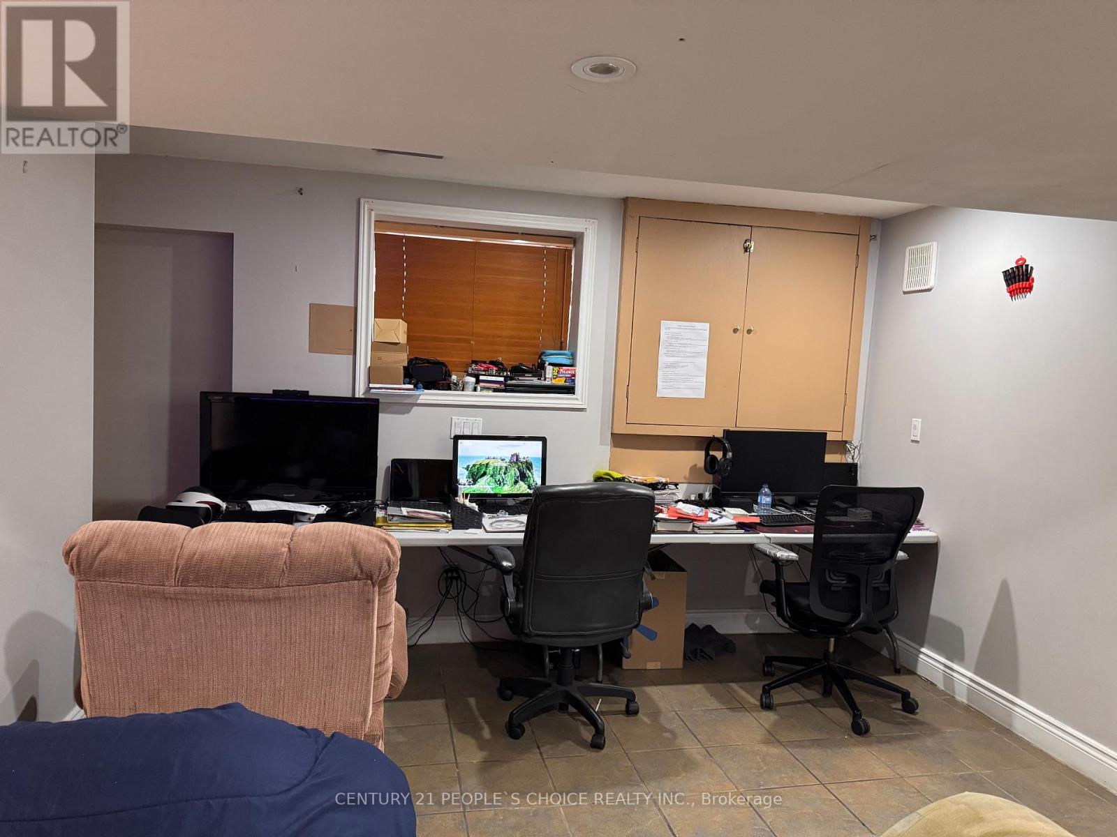 538 Caledonia Road, Toronto, Ontario  M6E 4V4 - Photo 17 - W12669732