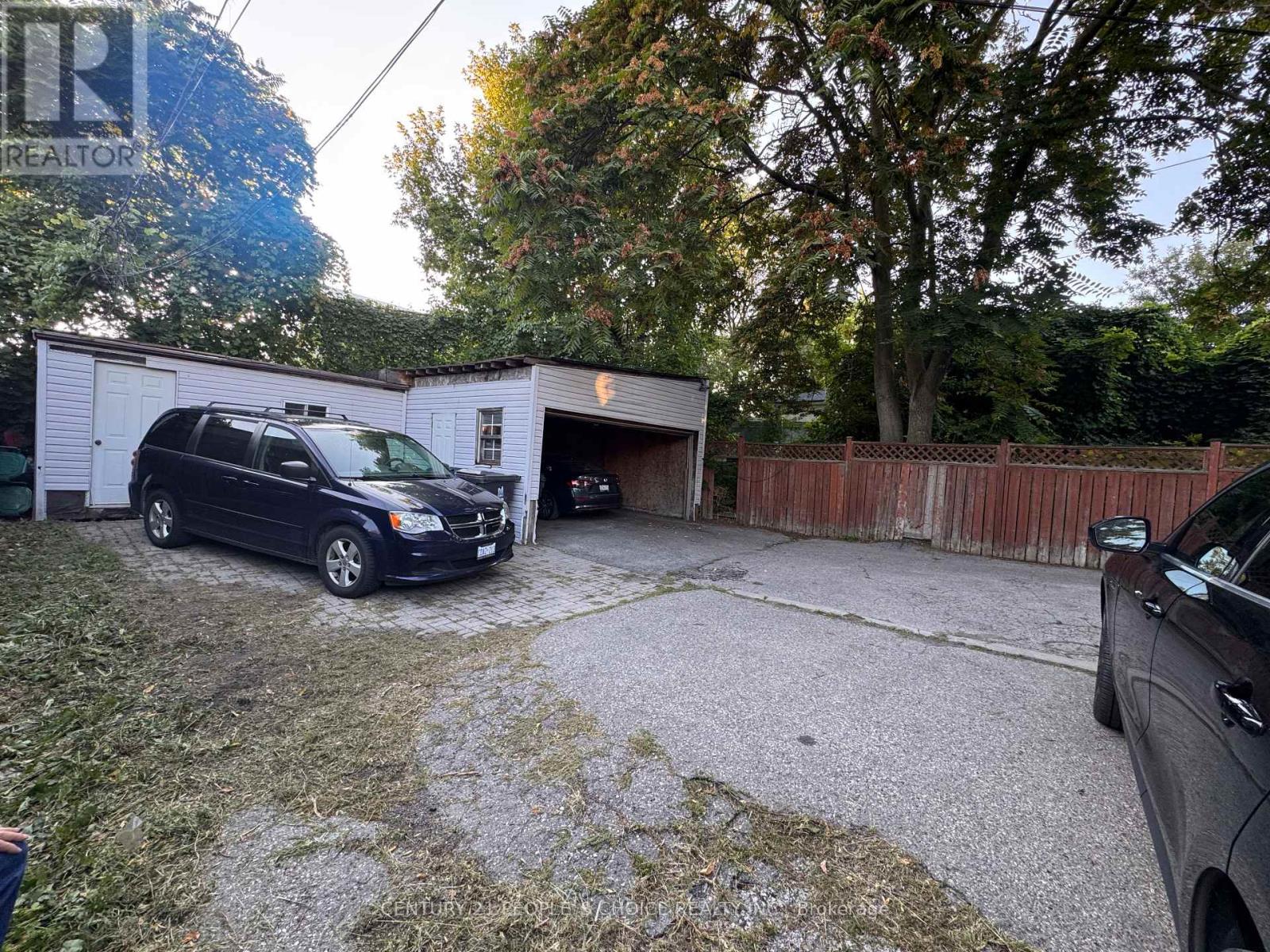 538 Caledonia Road, Toronto, Ontario  M6E 4V4 - Photo 18 - W12669732