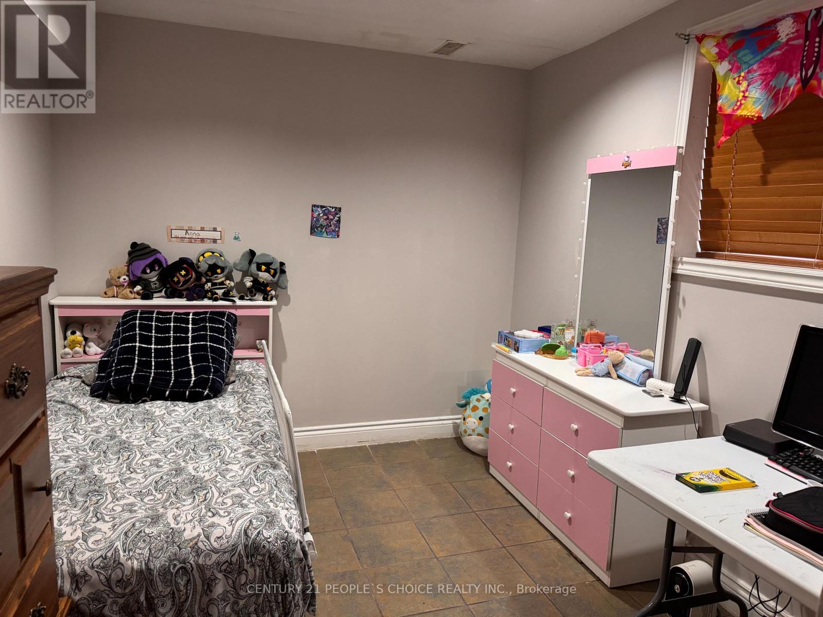 538 Caledonia Road, Toronto, Ontario  M6E 4V4 - Photo 12 - W12669732