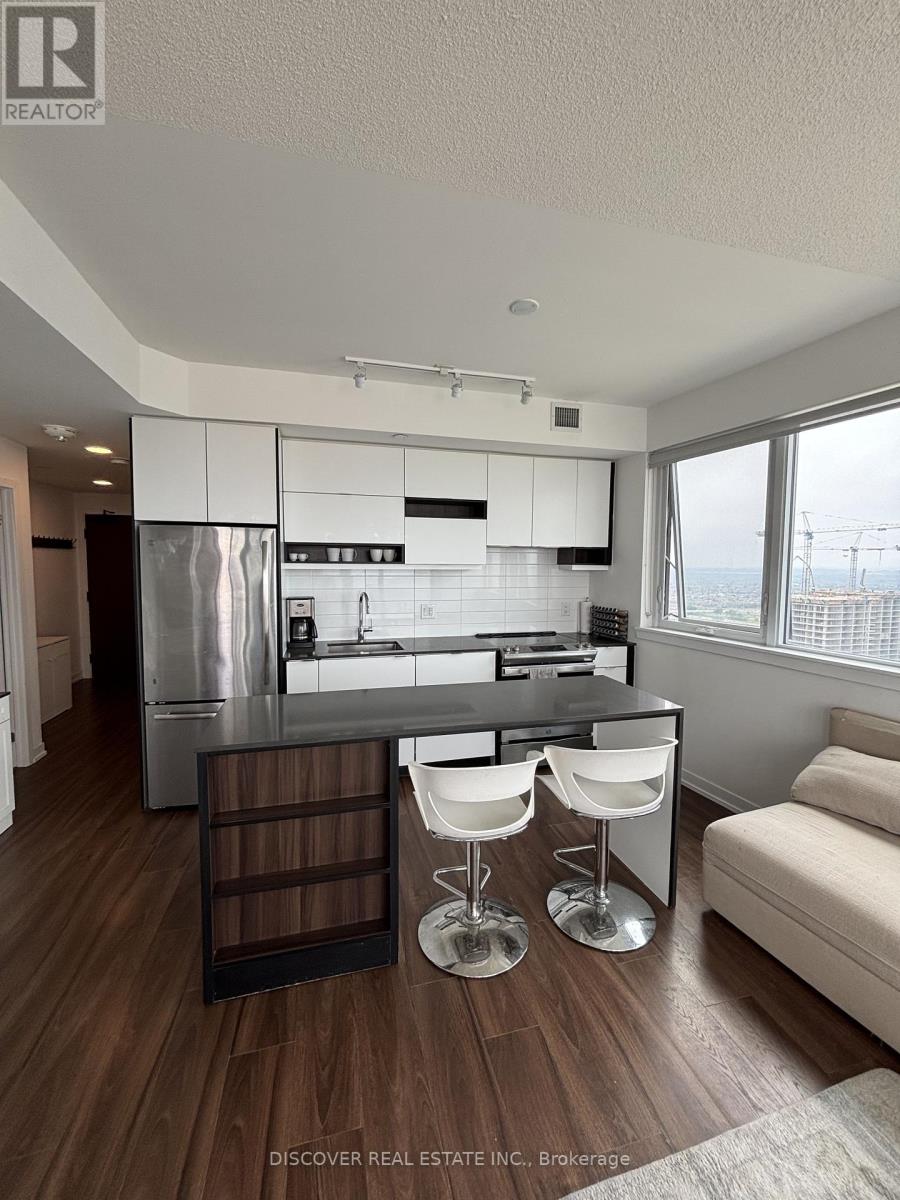 3704 - 4065 Confederation Parkway, Mississauga, Ontario  L5B 0L4 - Photo 10 - W12670526