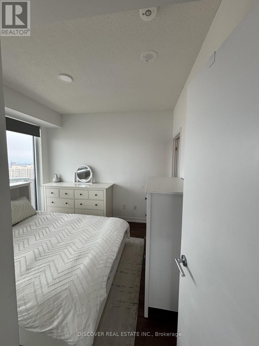 3704 - 4065 Confederation Parkway, Mississauga, Ontario  L5B 0L4 - Photo 14 - W12670526