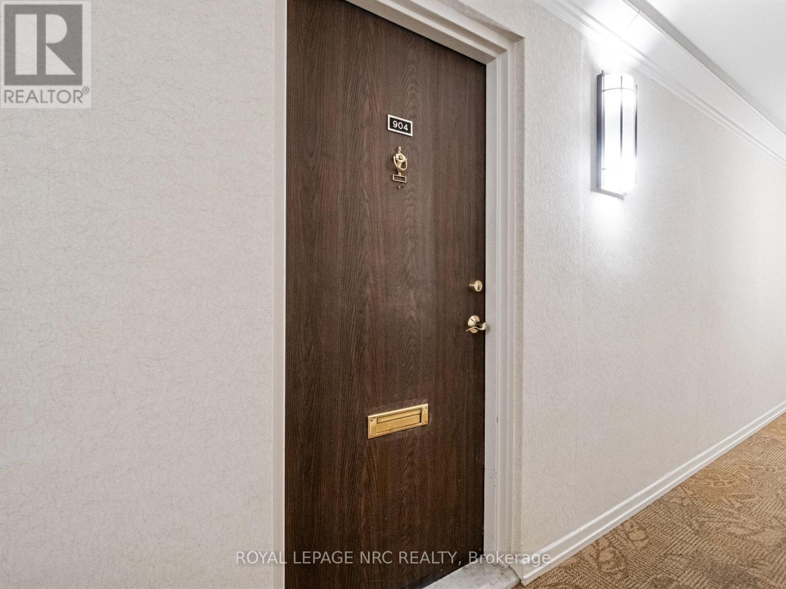 904 - 15 Towering Heights Boulevard, St. Catharines, Ontario  L2T 3G7 - Photo 4 - X12673234