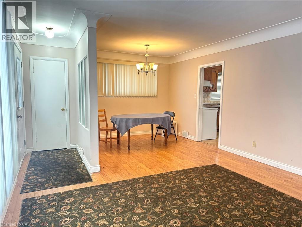 349 Whitney Avenue, Hamilton, Ontario  L8S 2H1 - Photo 5 - 40795123