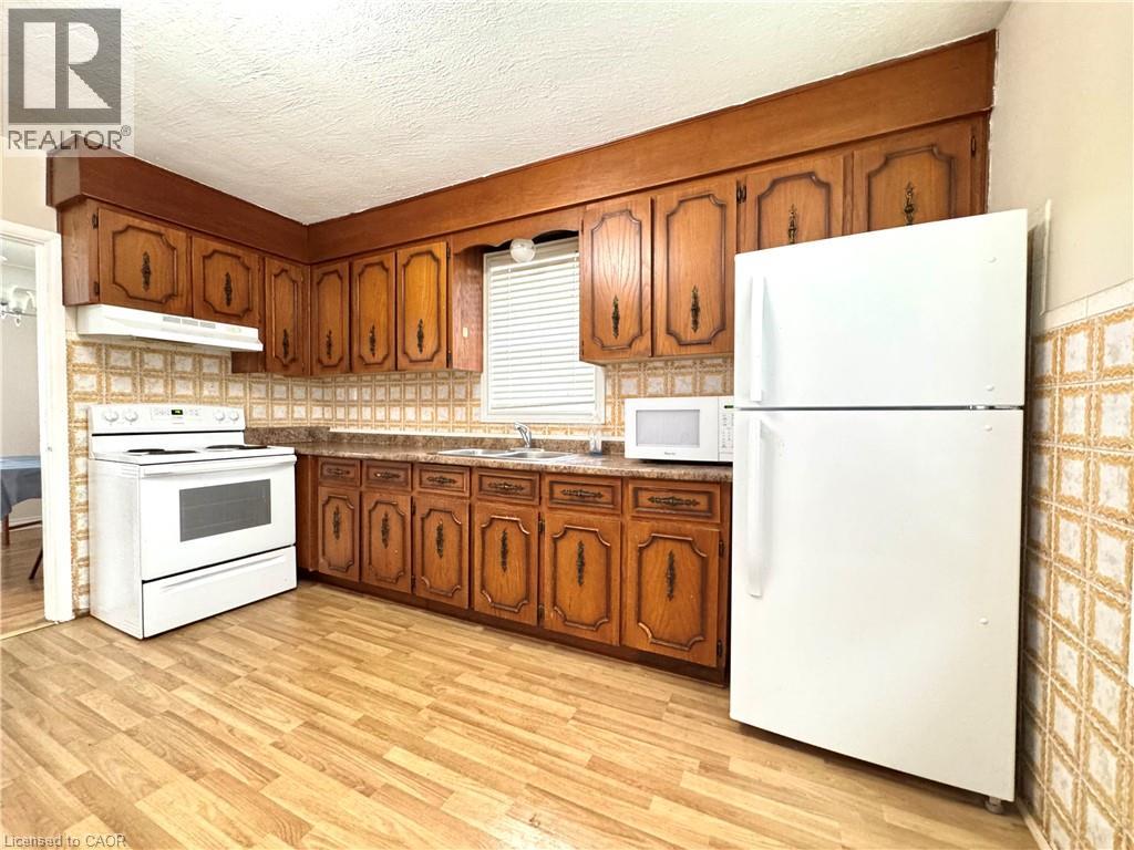 349 Whitney Avenue, Hamilton, Ontario  L8S 2H1 - Photo 10 - 40795123