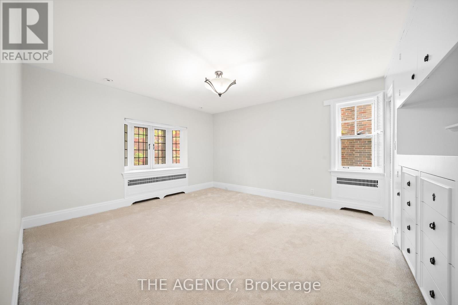 44 Elderwood Drive, Toronto, Ontario  M5P 1X1 - Photo 21 - C12673018