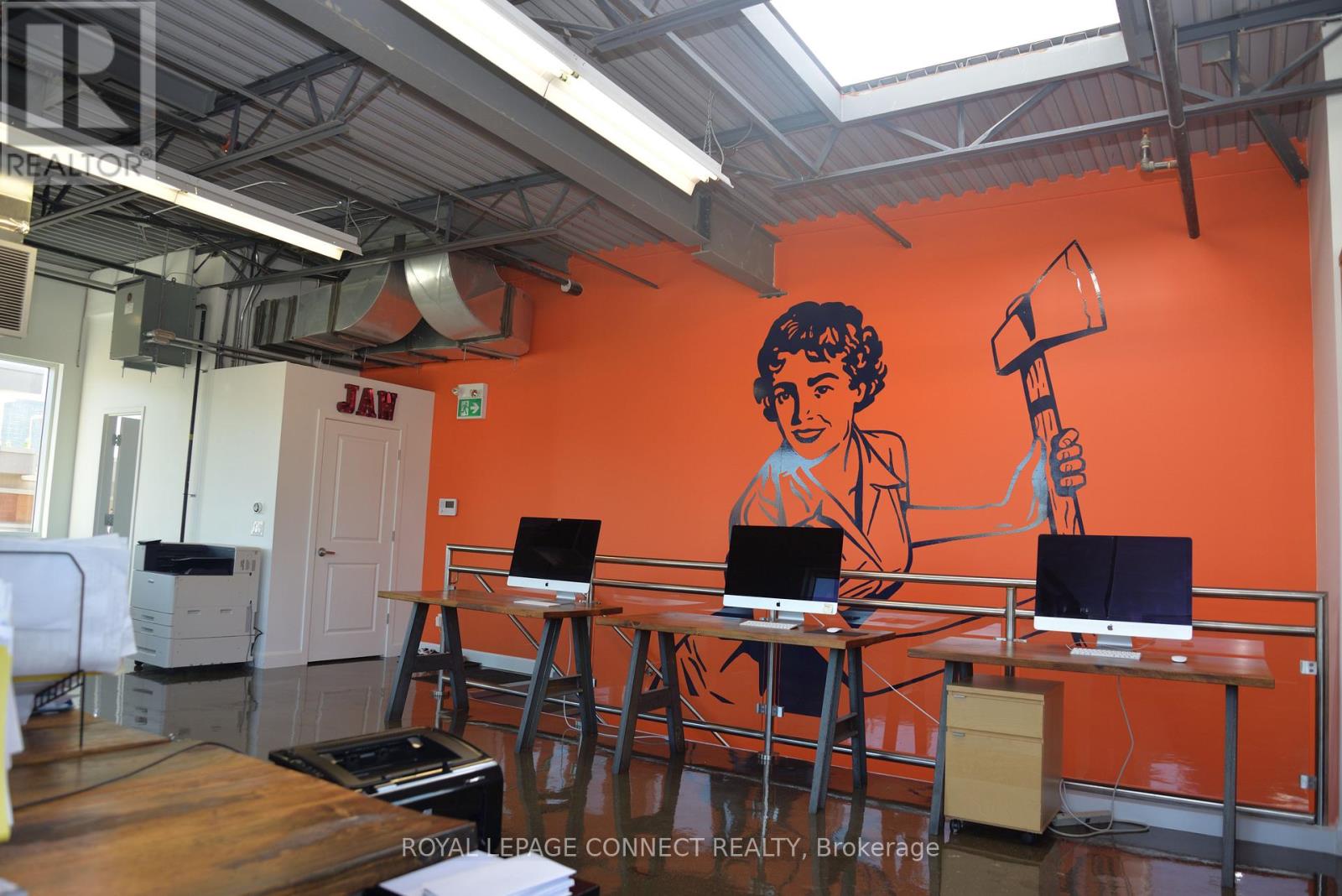 208 - 41 Industrial Street, Toronto, Ontario  M4G 2H5 - Photo 7 - C12673026