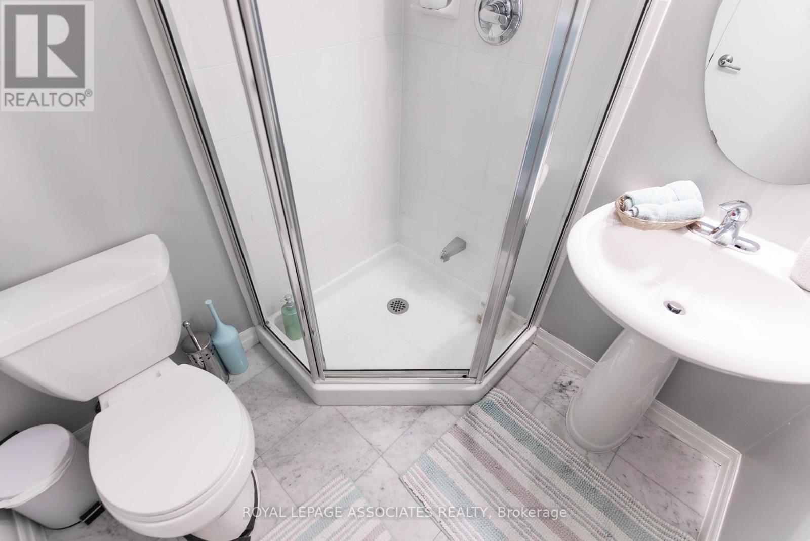 2407 - 16 Yonge Street, Toronto, Ontario  M5E 2A1 - Photo 13 - C12673048