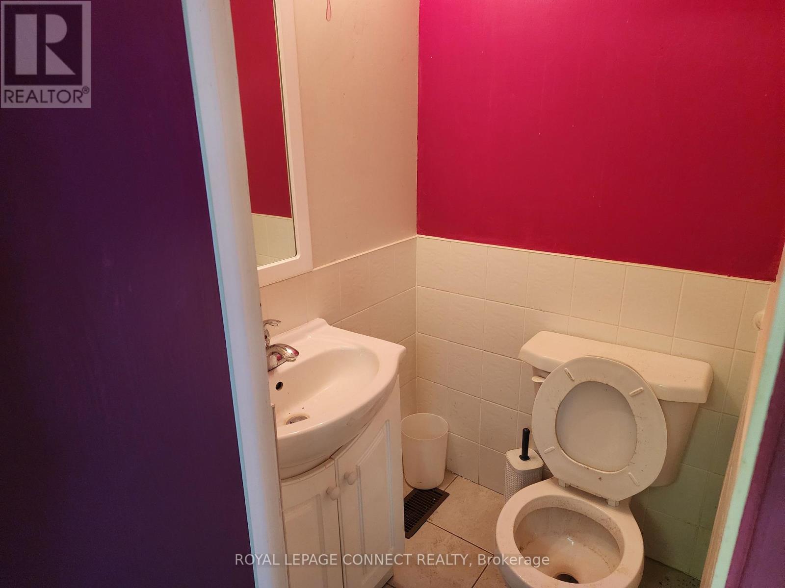 1105 Bathurst Street, Toronto, Ontario  M5R 3H1 - Photo 4 - C12673110