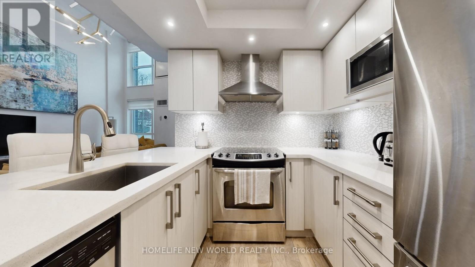 Th7 - 58 Orchard View Boulevard, Toronto, Ontario M4R 0A2 - Photo 12 - C12673112