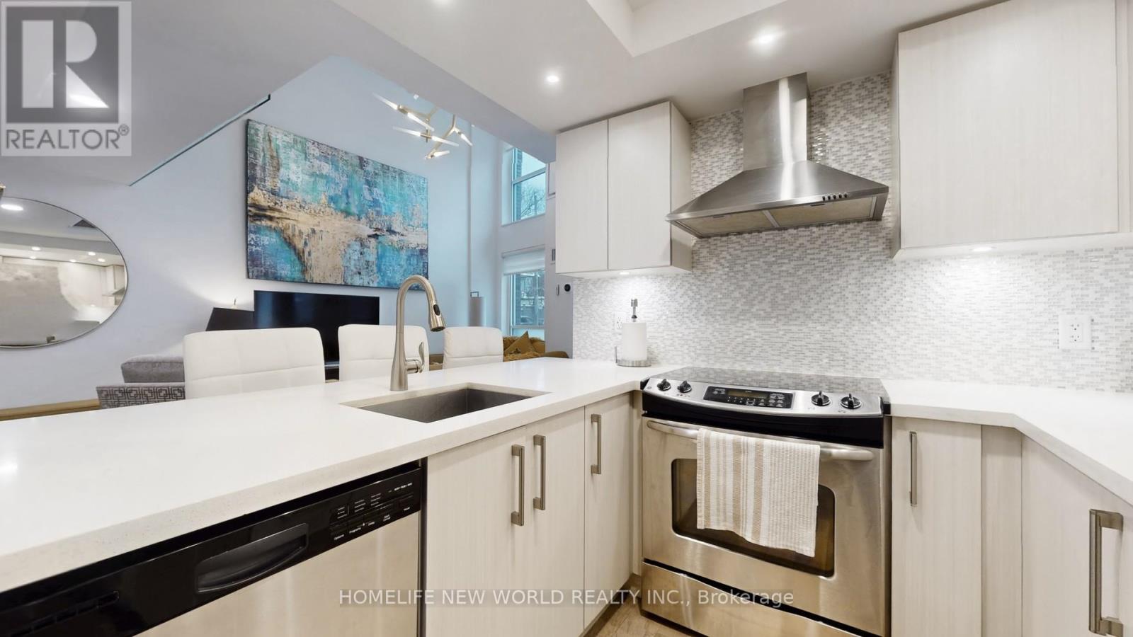 Th7 - 58 Orchard View Boulevard, Toronto, Ontario M4R 0A2 - Photo 14 - C12673112