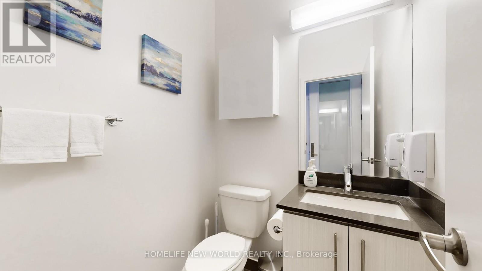 Th7 - 58 Orchard View Boulevard, Toronto, Ontario M4R 0A2 - Photo 16 - C12673112