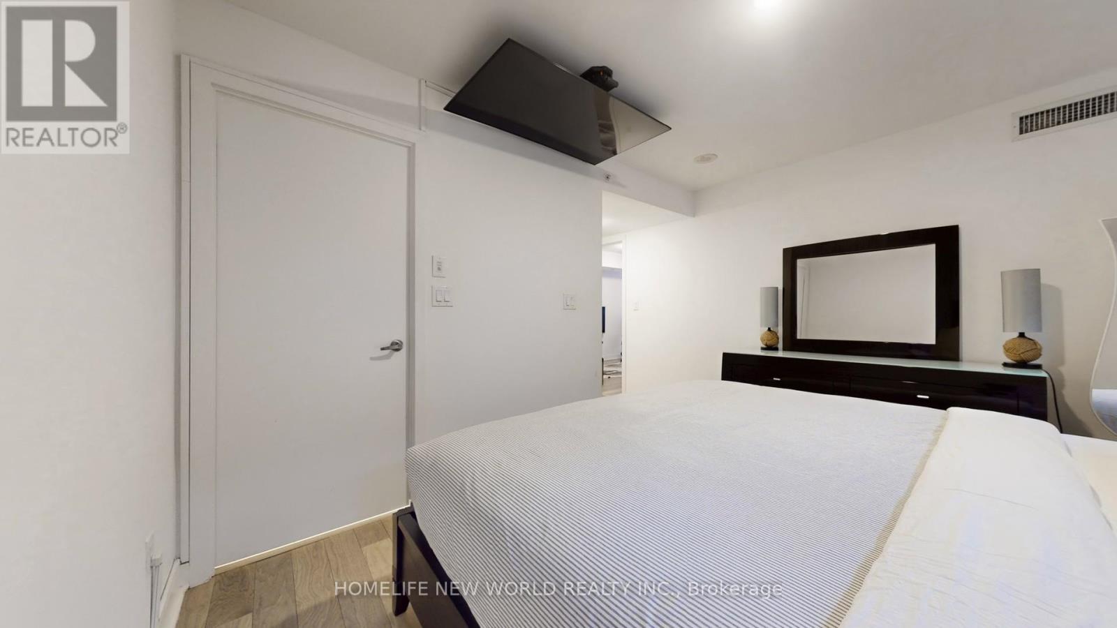 Th7 - 58 Orchard View Boulevard, Toronto, Ontario M4R 0A2 - Photo 26 - C12673112