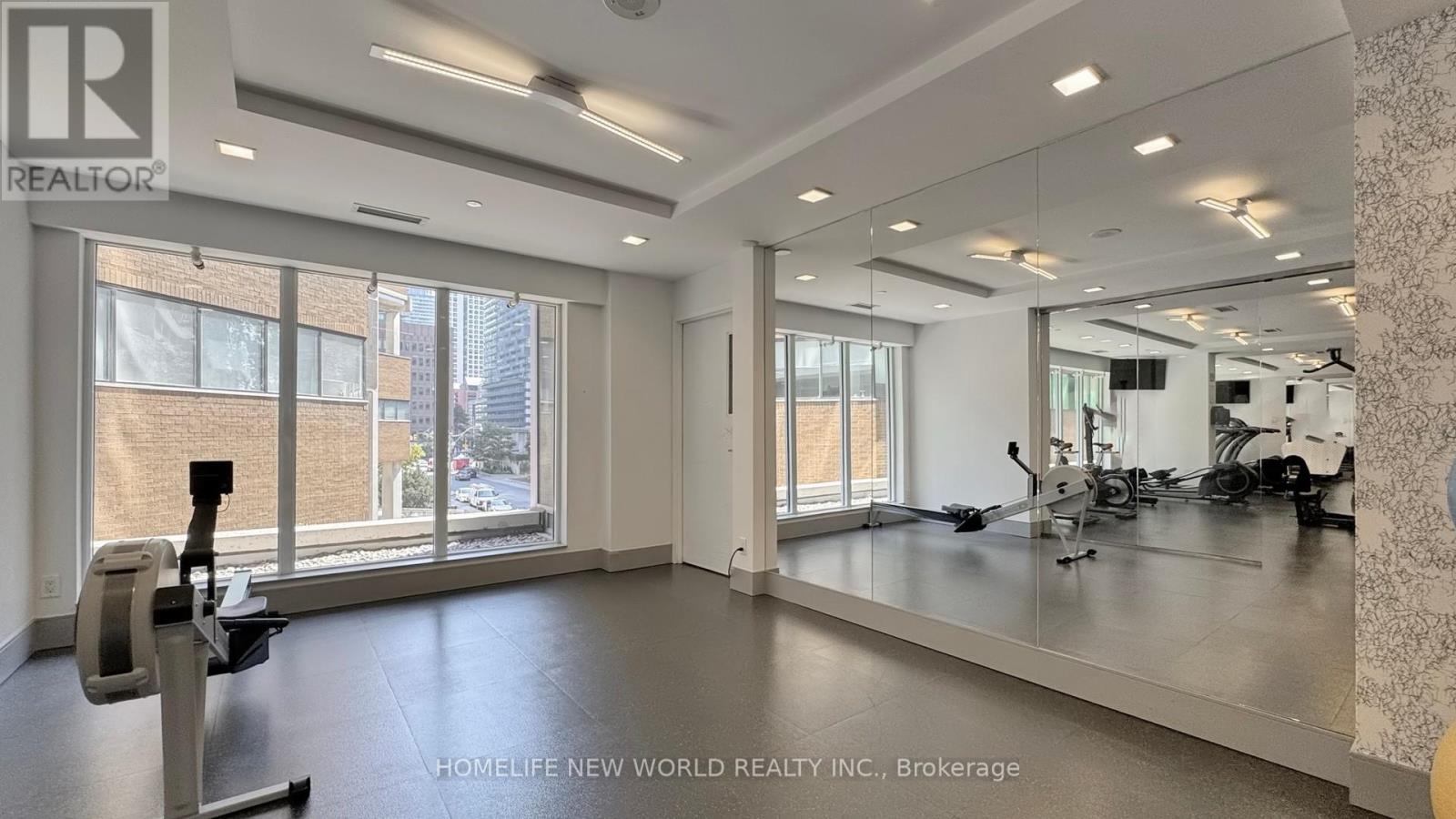 Th7 - 58 Orchard View Boulevard, Toronto, Ontario M4R 0A2 - Photo 38 - C12673112