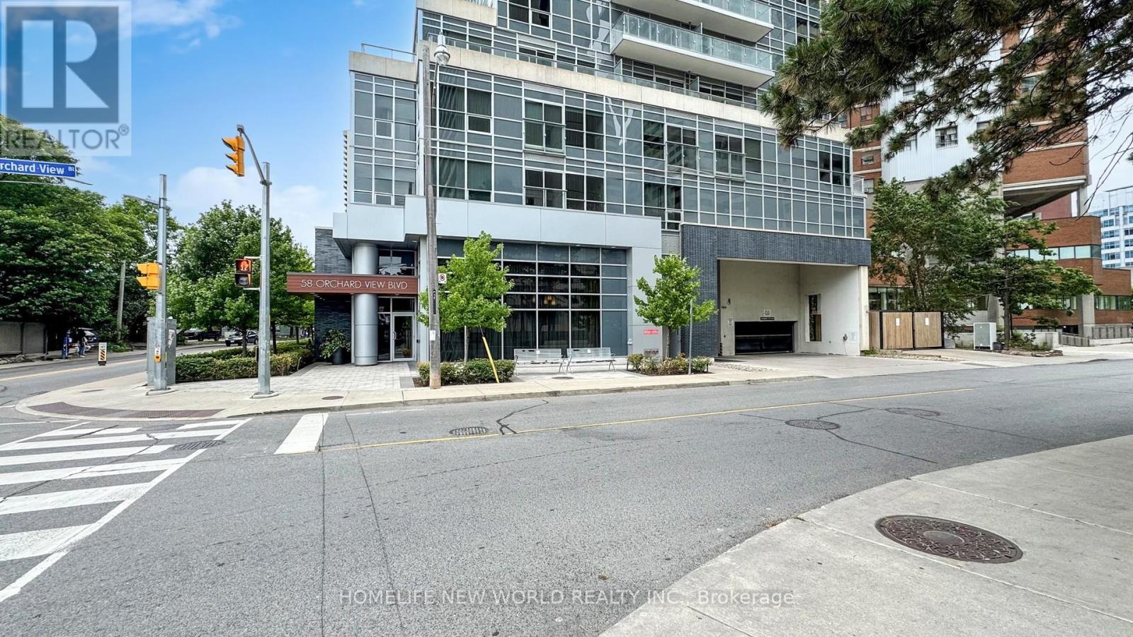 Th7 - 58 Orchard View Boulevard, Toronto, Ontario M4R 0A2 - Photo 47 - C12673112