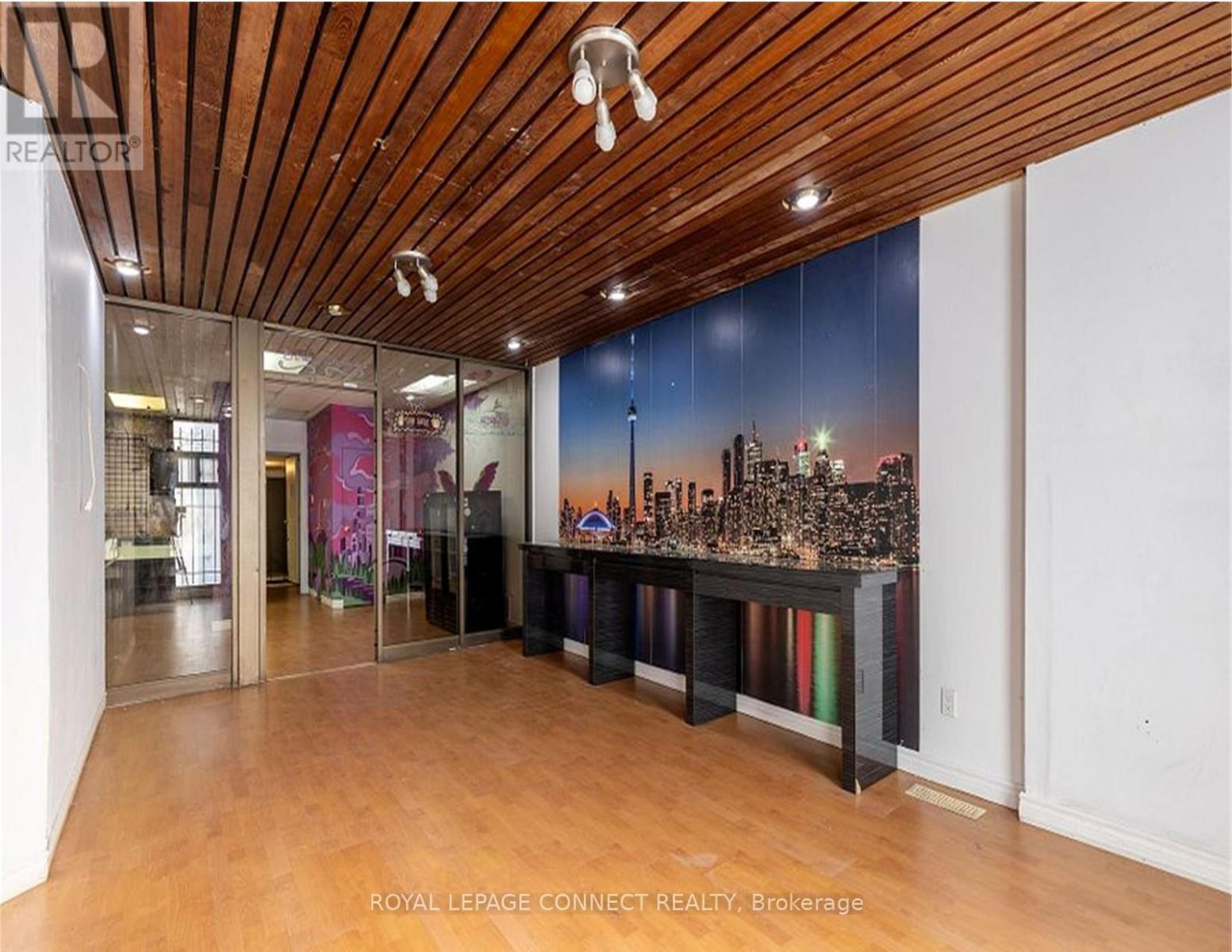 1105 Bathurst Street, Toronto, Ontario  M5R 3H1 - Photo 4 - C12673182