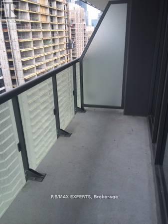 2511 - 57 St. Joseph Street, Toronto, Ontario  M5S 0C5 - Photo 18 - C12673188