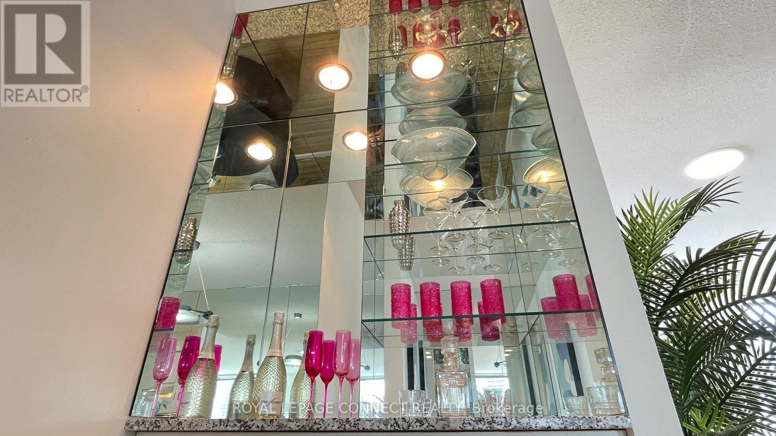 1002 - 47 St Clair Avenue W, Toronto, Ontario  M4V 3A5 - Photo 20 - C12673228