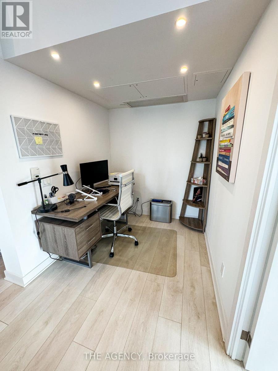 810 - 188 Cumberland Street, Toronto, Ontario  M5R 0B6 - Photo 14 - C12673232