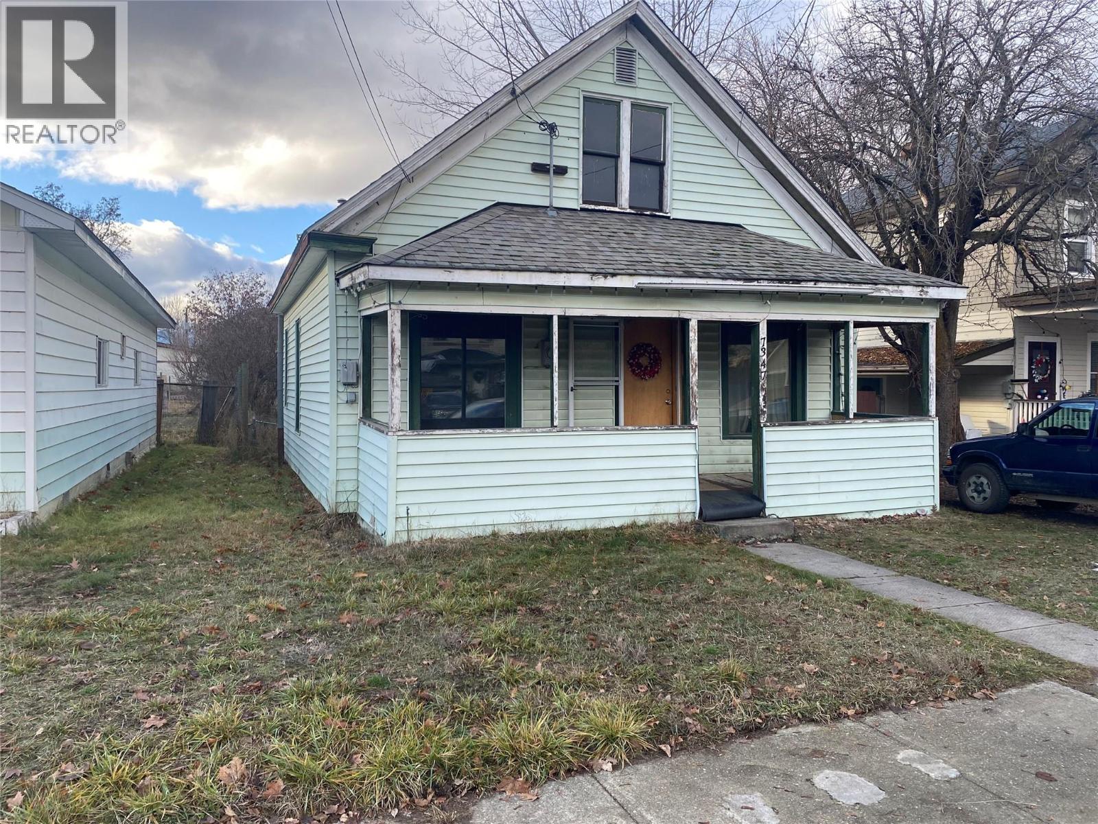 7347 9th Street, grand forks, British Columbia