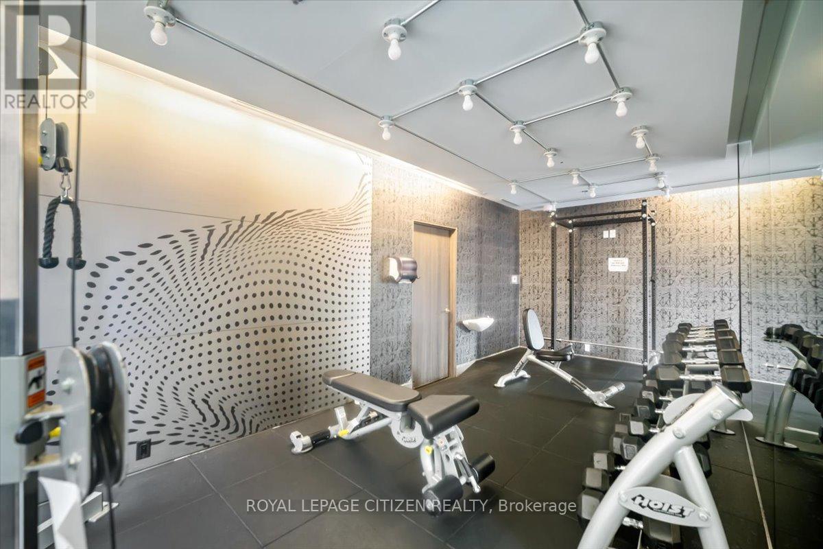 2005 - 30 Nelson Street, Toronto, Ontario  M5V 0H5 - Photo 27 - C12672018