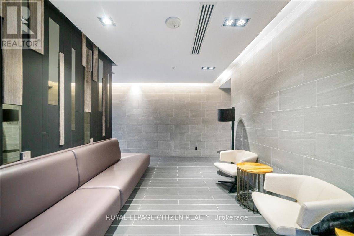 2005 - 30 Nelson Street, Toronto, Ontario  M5V 0H5 - Photo 33 - C12672018