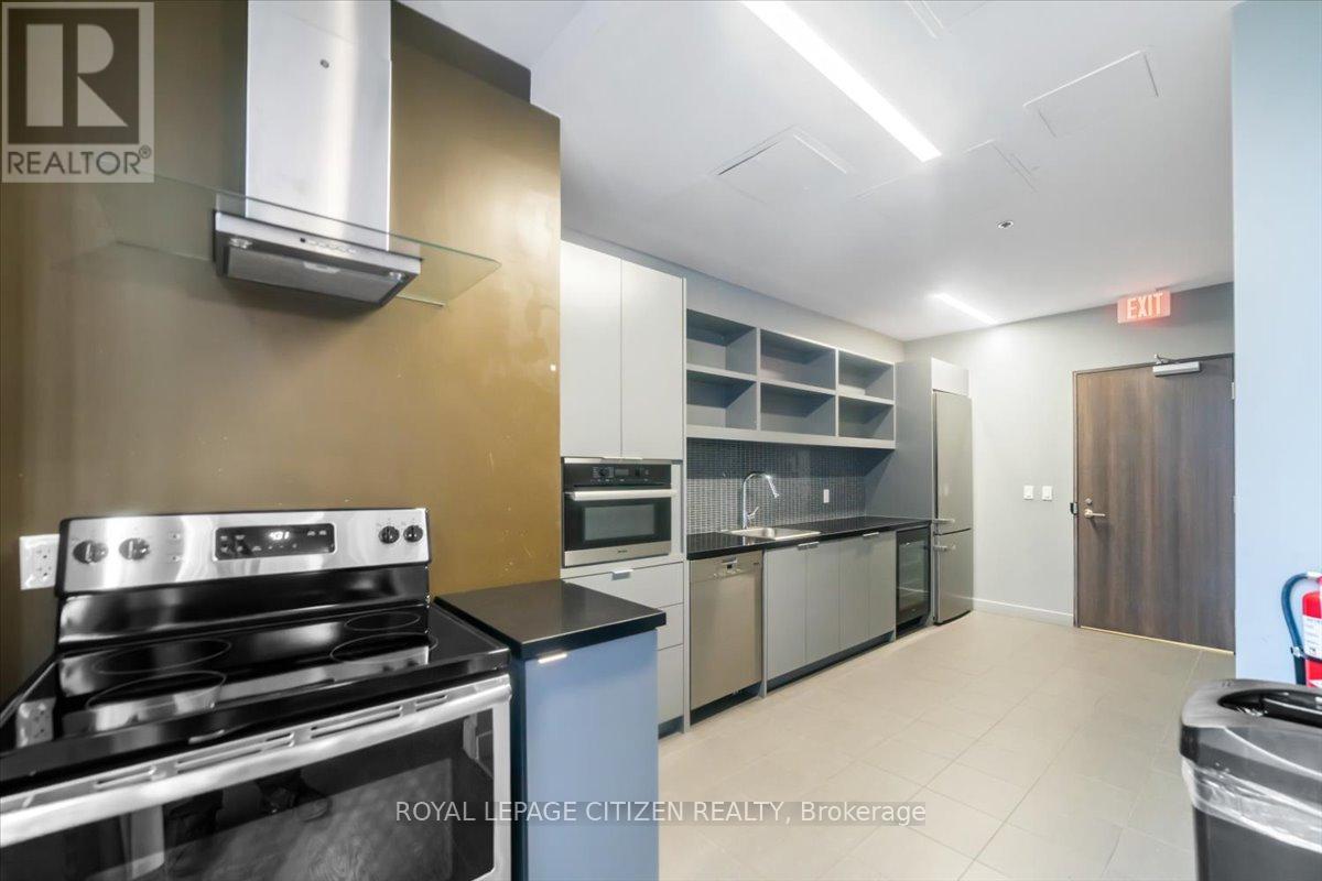 2005 - 30 Nelson Street, Toronto, Ontario  M5V 0H5 - Photo 29 - C12672018