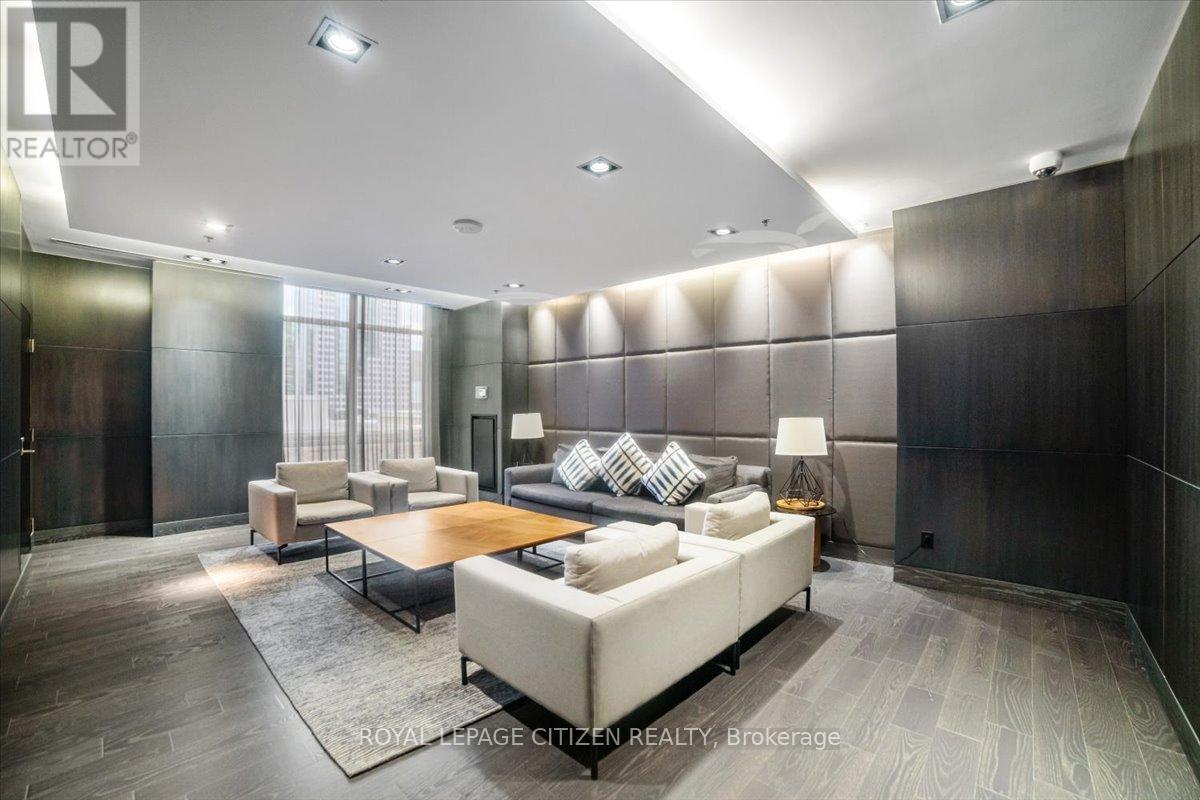 2005 - 30 Nelson Street, Toronto, Ontario  M5V 0H5 - Photo 31 - C12672018